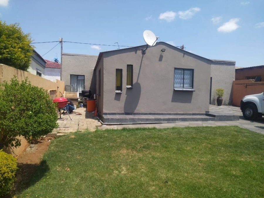 2 Bedroom Property for Sale in Mabopane Unit U North West